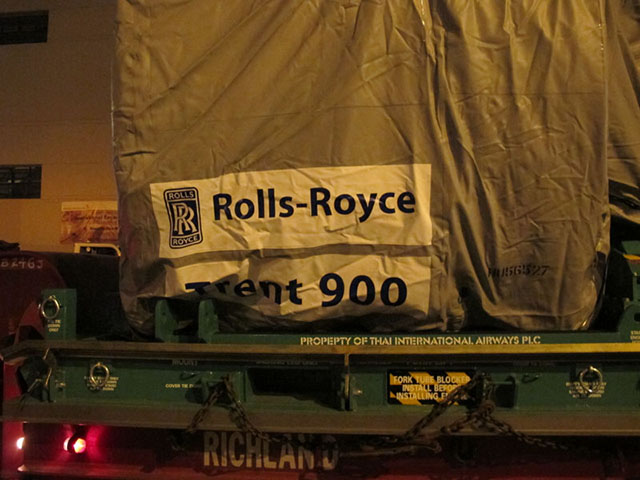 The THAI's A380 - Rolls Royce Trent 900 2nd Engine